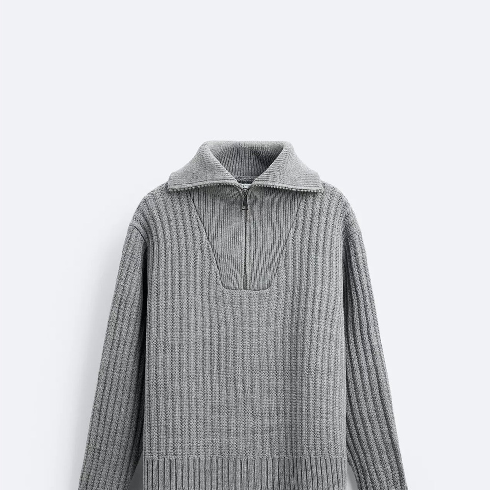 Zara Men's Ribbed Gray Zip-Up Sweater